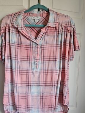 Ava & Viv Pink Plaid Button-Up Short Sleeve Top